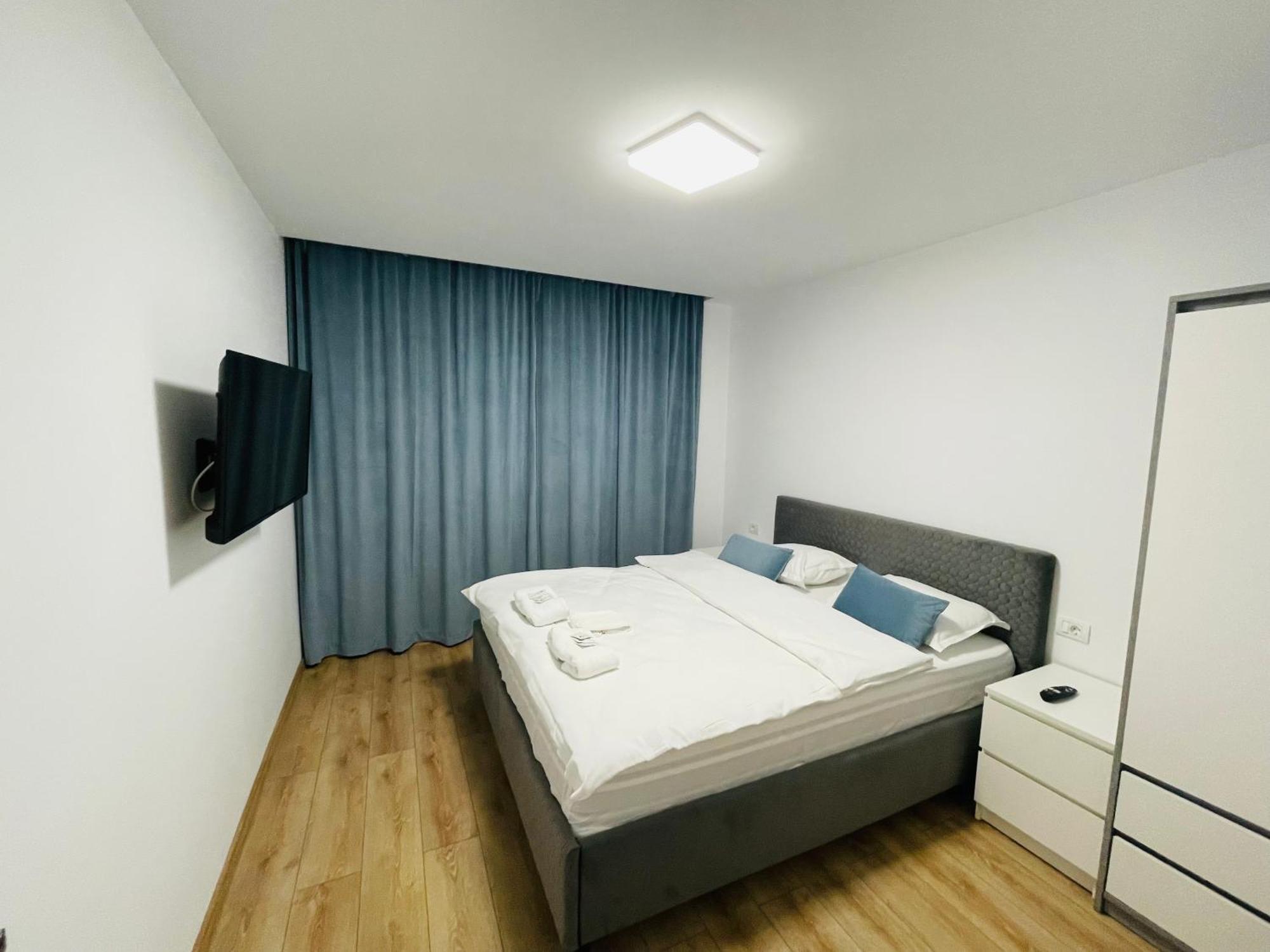 Londof Stylish Apartment
